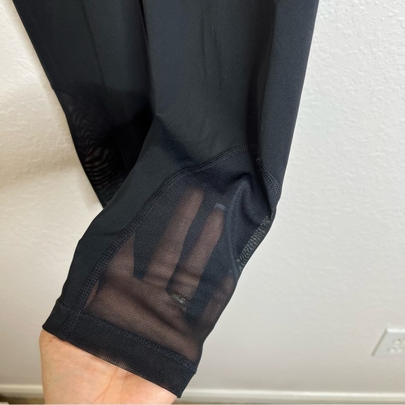 Nike Pro Leggings Women XS Running Gym black red Crop Athletic mesh B14 - Picture 3 of 7